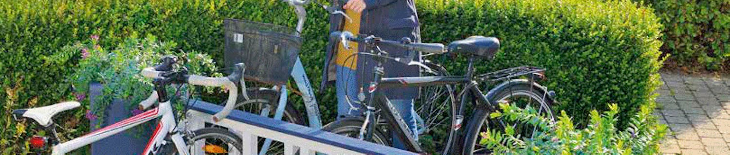 Cykelställ med inbyggda blomkrukor Cykelställ med inbyggda blomkrukor